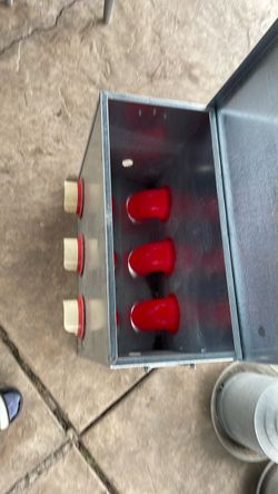 Premier 1 6 port chicken feeder
