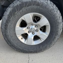 2019 Ram 1500 Bighorn 6 Lug Rims And Tires 