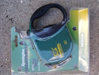 Remington retractable leash