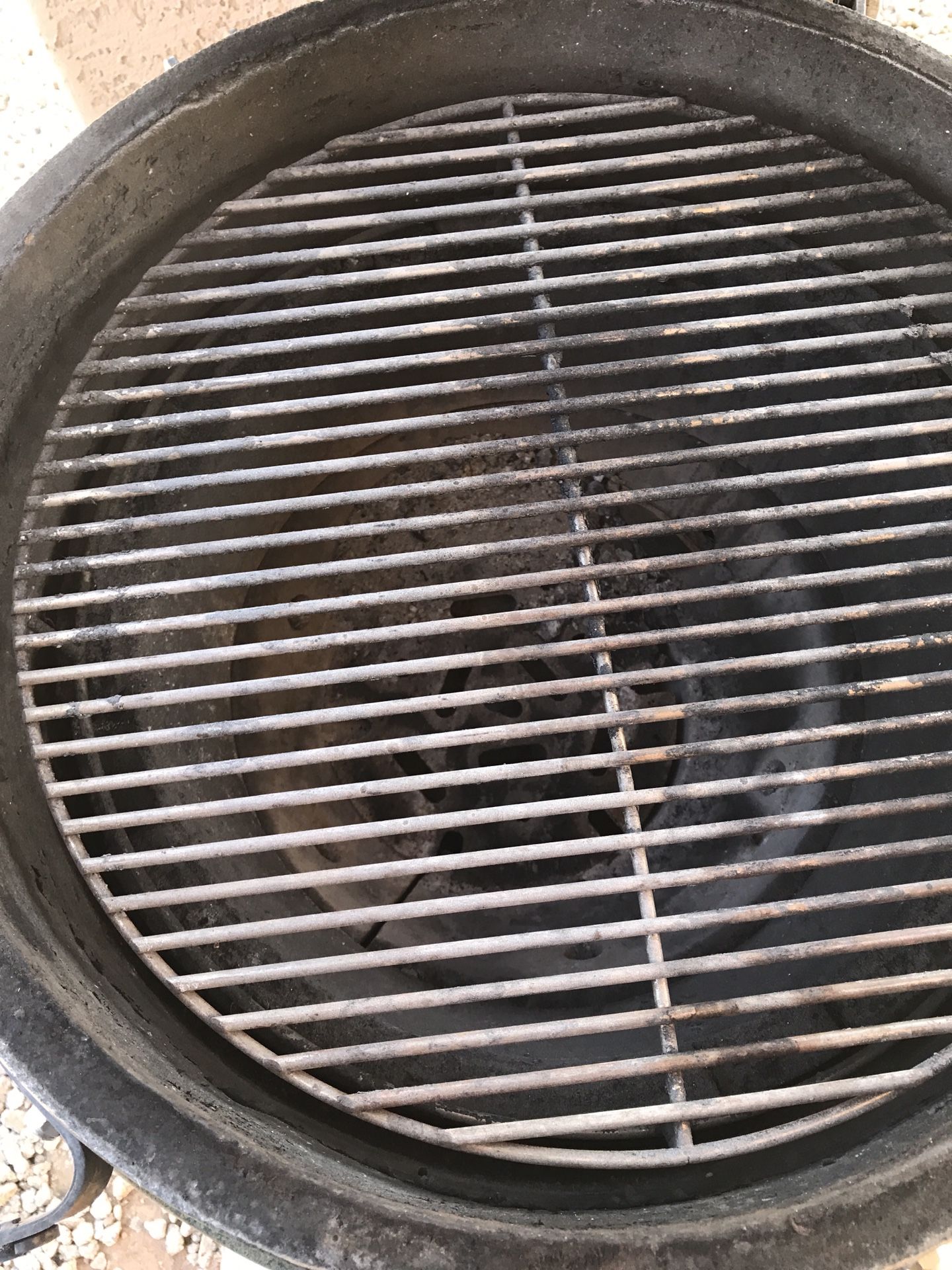 Bayou classic cypress grill ceramic MAKE OFFER for Sale in Scottsdale