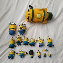 MINIONS TOY LOT
