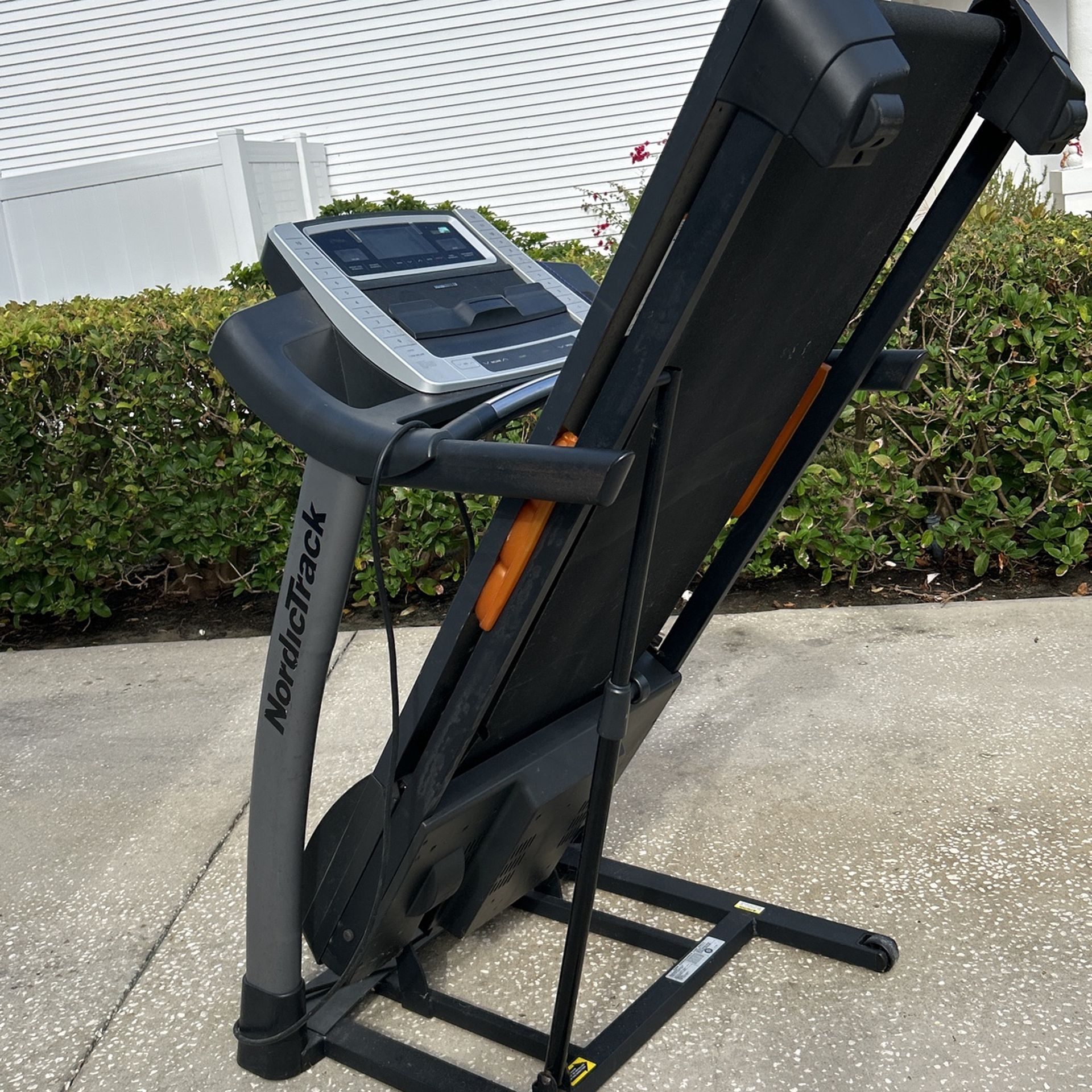 Nordic Track Treadmill