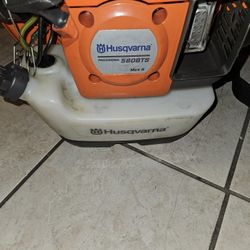 Vendo Soplador De Hoja Husqvarna 580 Para Reparar O Pará Partes No Arranca 
