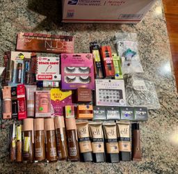 Brand new make up bundle