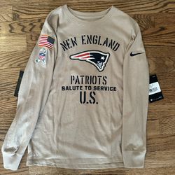 NWT Youth Medium New England Patriots Football Nike Salute to Service Long Sleeve Khaki T-Shirt