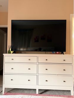 Dresser ikea