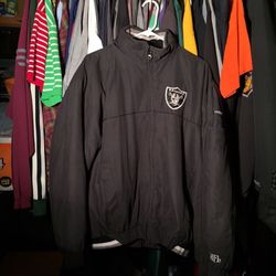NFL OAKLAND RAIDERS ZIP UP JACKET W/ HIDABLE HOODIE
