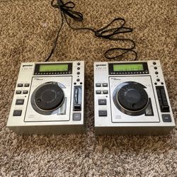 Pair of Gemini CDJ-20