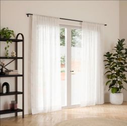 Ailanni Adjustable 3/4 wrap around blackout curtain rod set, steel 30"-84"
