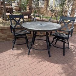 Aluminum Table And Stool/chairs