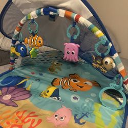 Finding Nemo Activity Play Mat