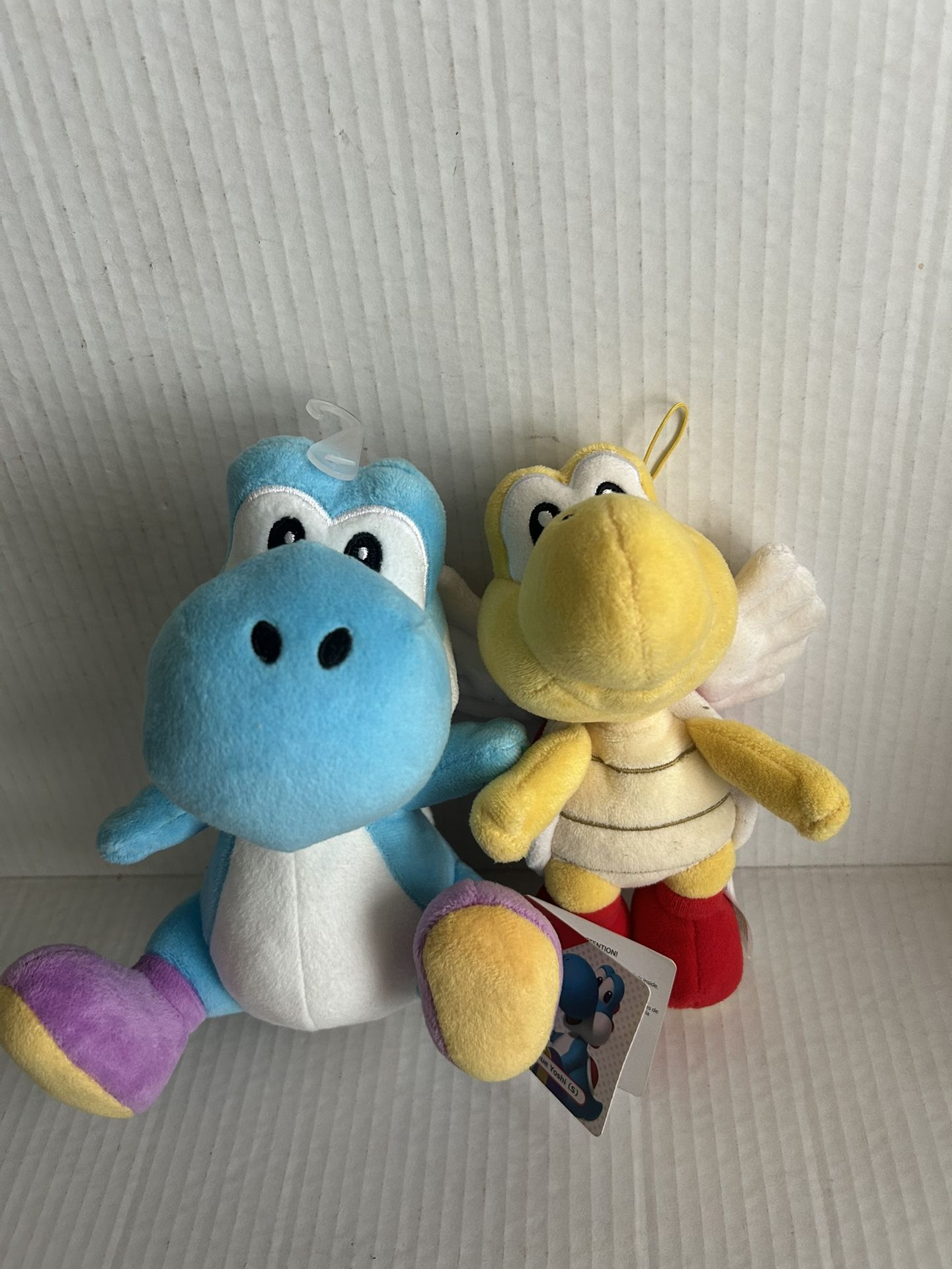 San-Ei Super Mario bros. Cyan light blue Yoshi and Red Koopa Paratroopa little buddy plush