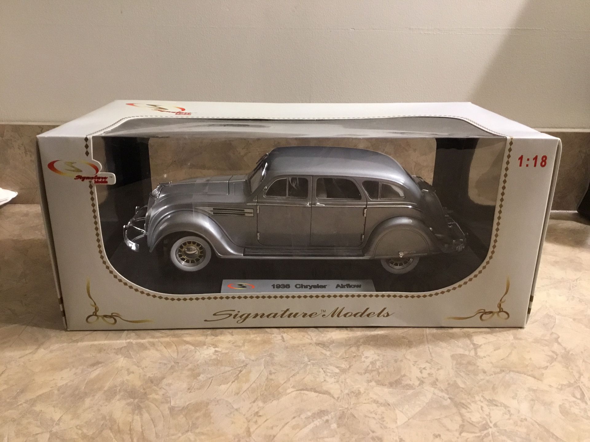 Die-cast  1936 Chrysler Airflow  -  Silver  -  1:18 Scale  -  New In Box