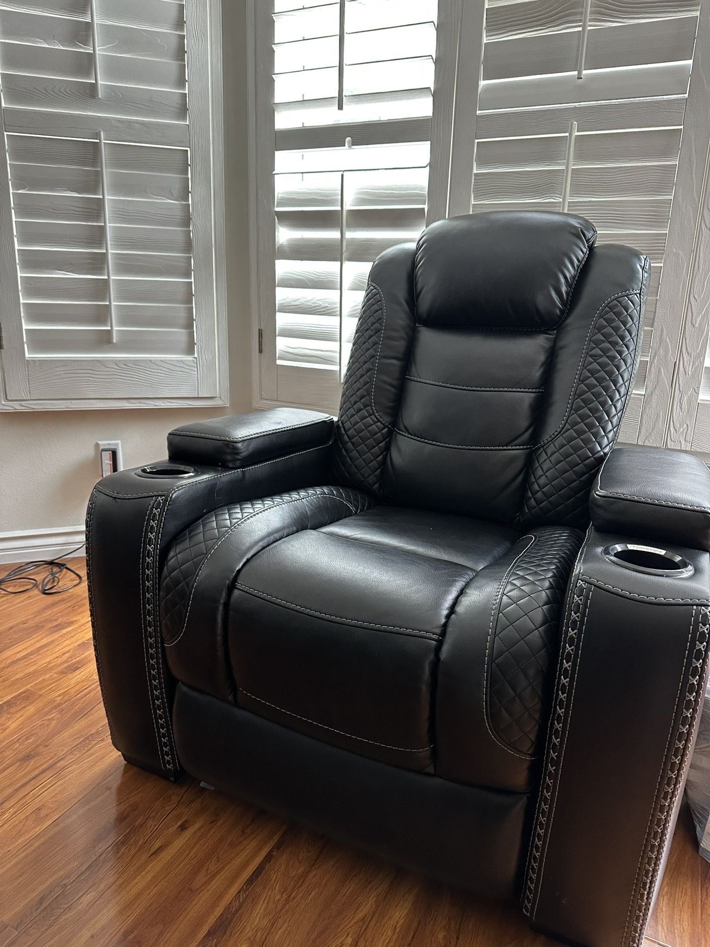 Theater Sofas Leather