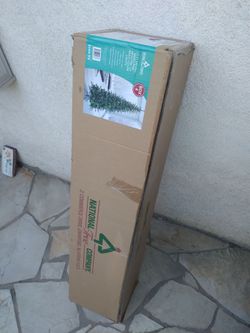 Christmas Tree 4ft Silver Tinsel Artificial Tree by St. Nicholas Square 48x22x22 - New