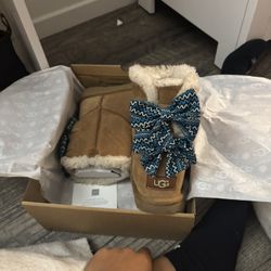 Ugh Boots For Little Girls Size 11