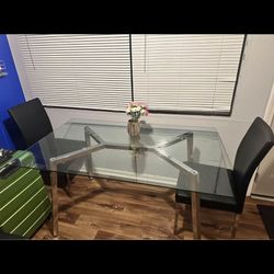 250 OBO Glass Top Dinning Table W/ Chairs 