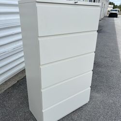 Delivery Available! Large Lateral Metal File Filing Cabinet with Lock and Key! Great condition! 36x19x63.5in