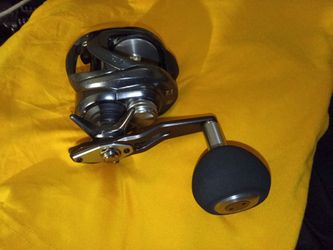Left-hand 
Daiwa Lexa TW Low Profile Baitcasting Reel