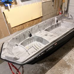 2023 Sun Dolphin 12’  Prowler