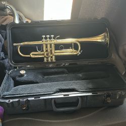 Bach Tr-300 Trumpet With Case
