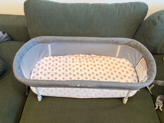 Baby Delight Portable Bassinet