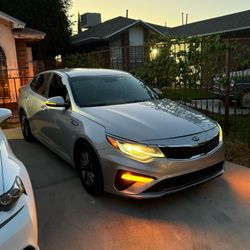 2020 KIA Optima