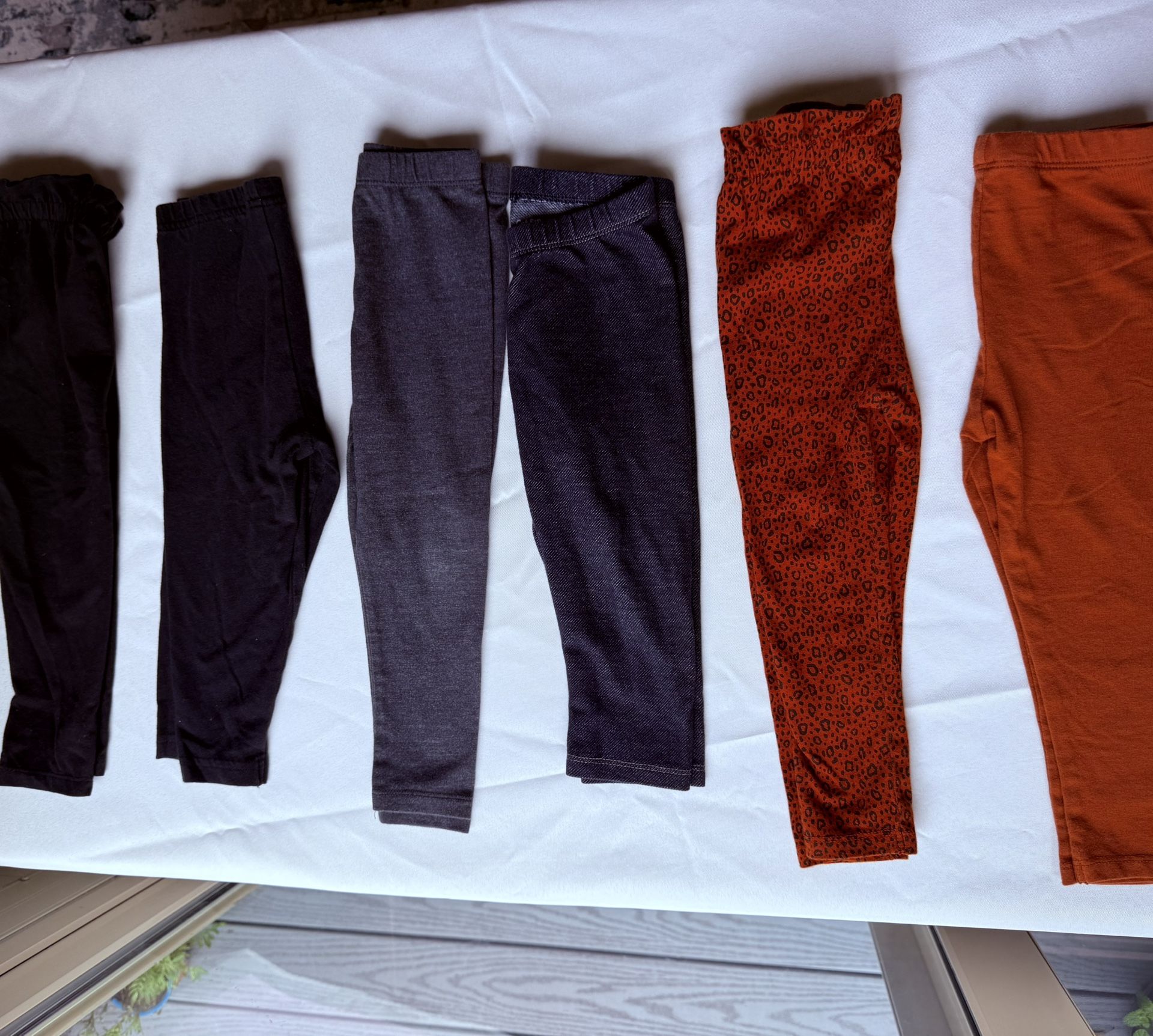 Cat & Jack Leggings- (12-18months)