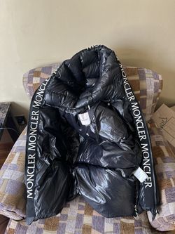 Moncler Short Down Jacket