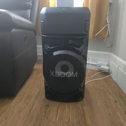 LG XBOOM High Powerd Speaker System.