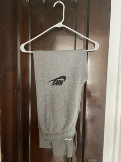 Grey Nike Quarter Sleeve Shirt & Pants- Women’s Large