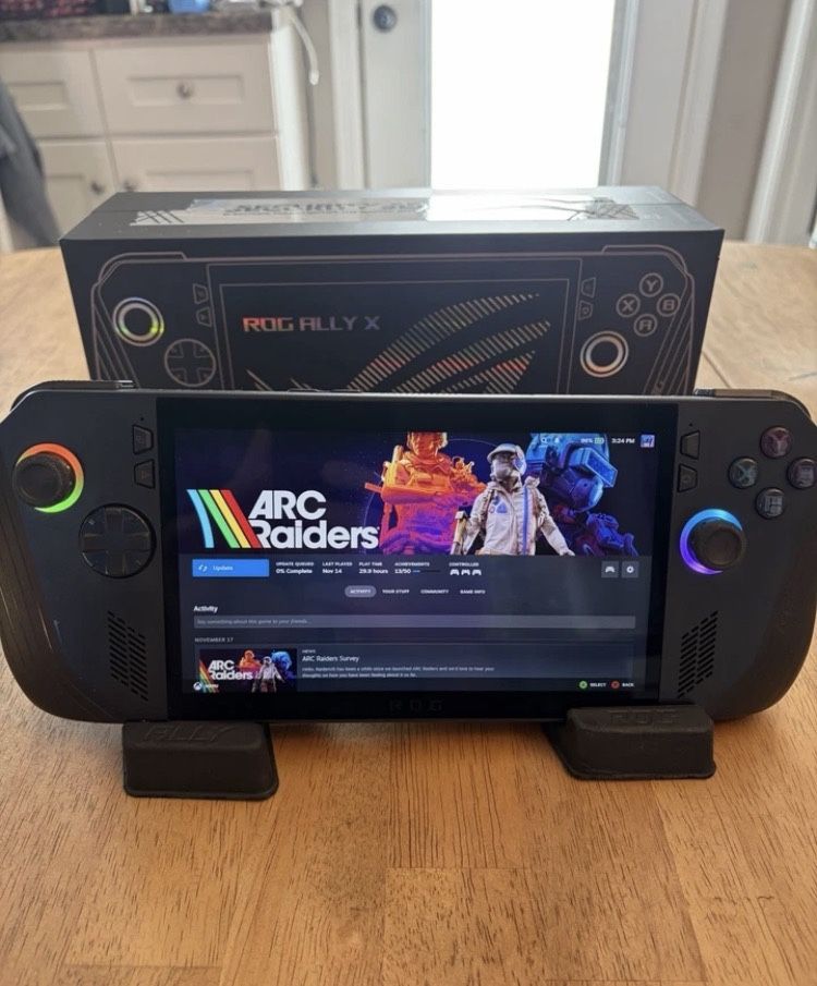 ASUS ROG Ally X Handheld Ryzen Z1 Extreme 24GB RAM, 1TB. 