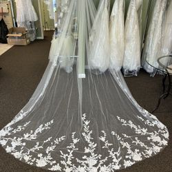 Cathedral Lace Veil