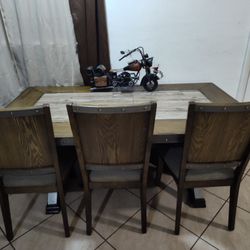 Dining room table 