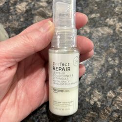 NEW NATURELAB TOKYO PERFECT REPAIR LEAVE IN CONDITIONER & DETANGLER $4!