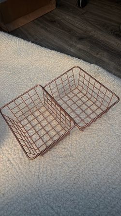 Rose gold basket small