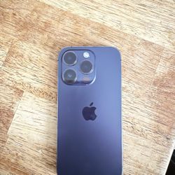 Iphone 14 Pro ( PLEASE READ DESCRIPTION)