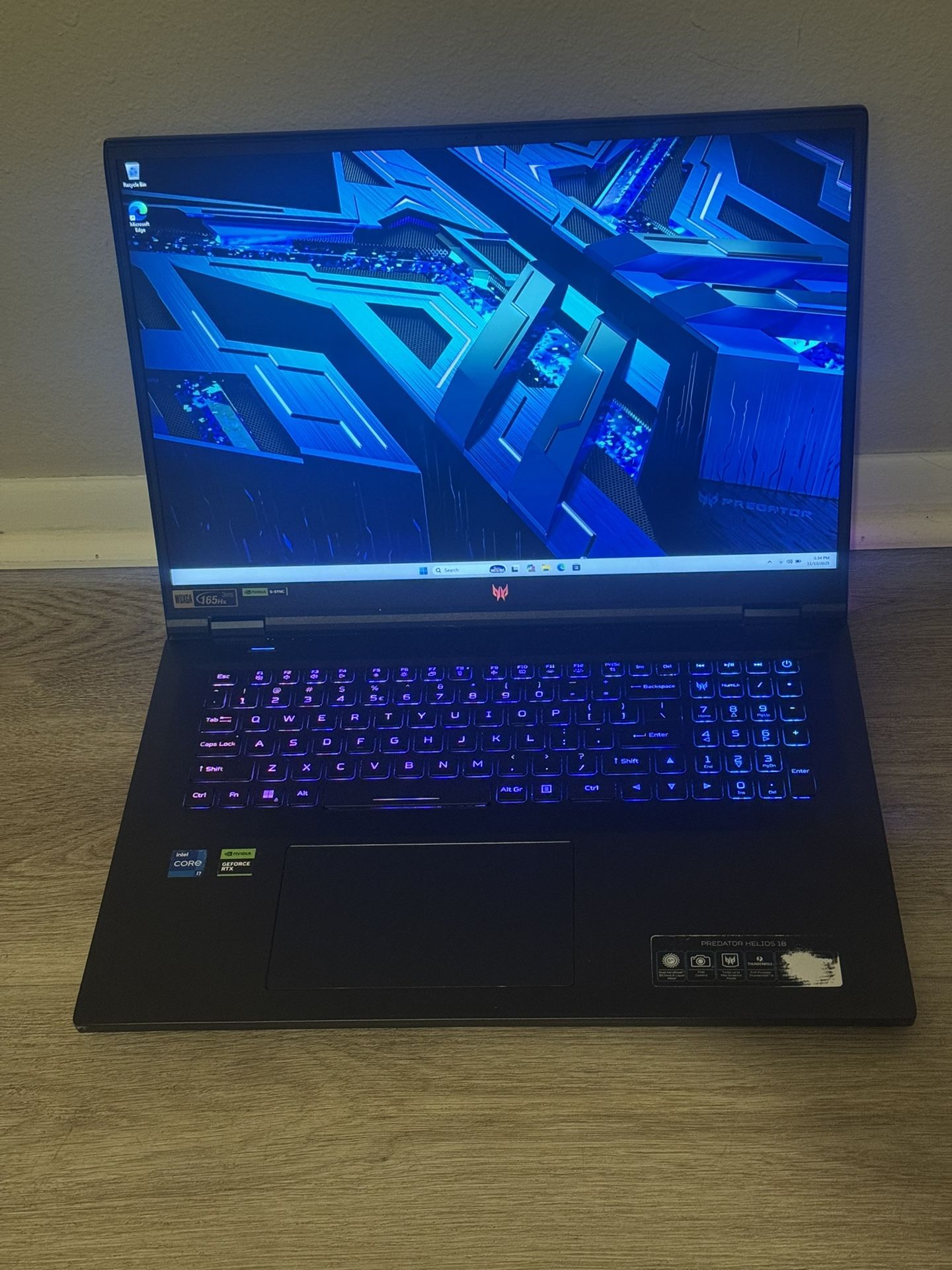 Acer Predator Helios 18 Gaming Laptop – Like New – $1,000