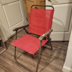 2 Folding Lawn/Patio Chairs