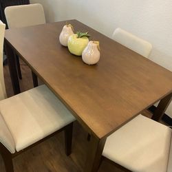 Dining Set 
