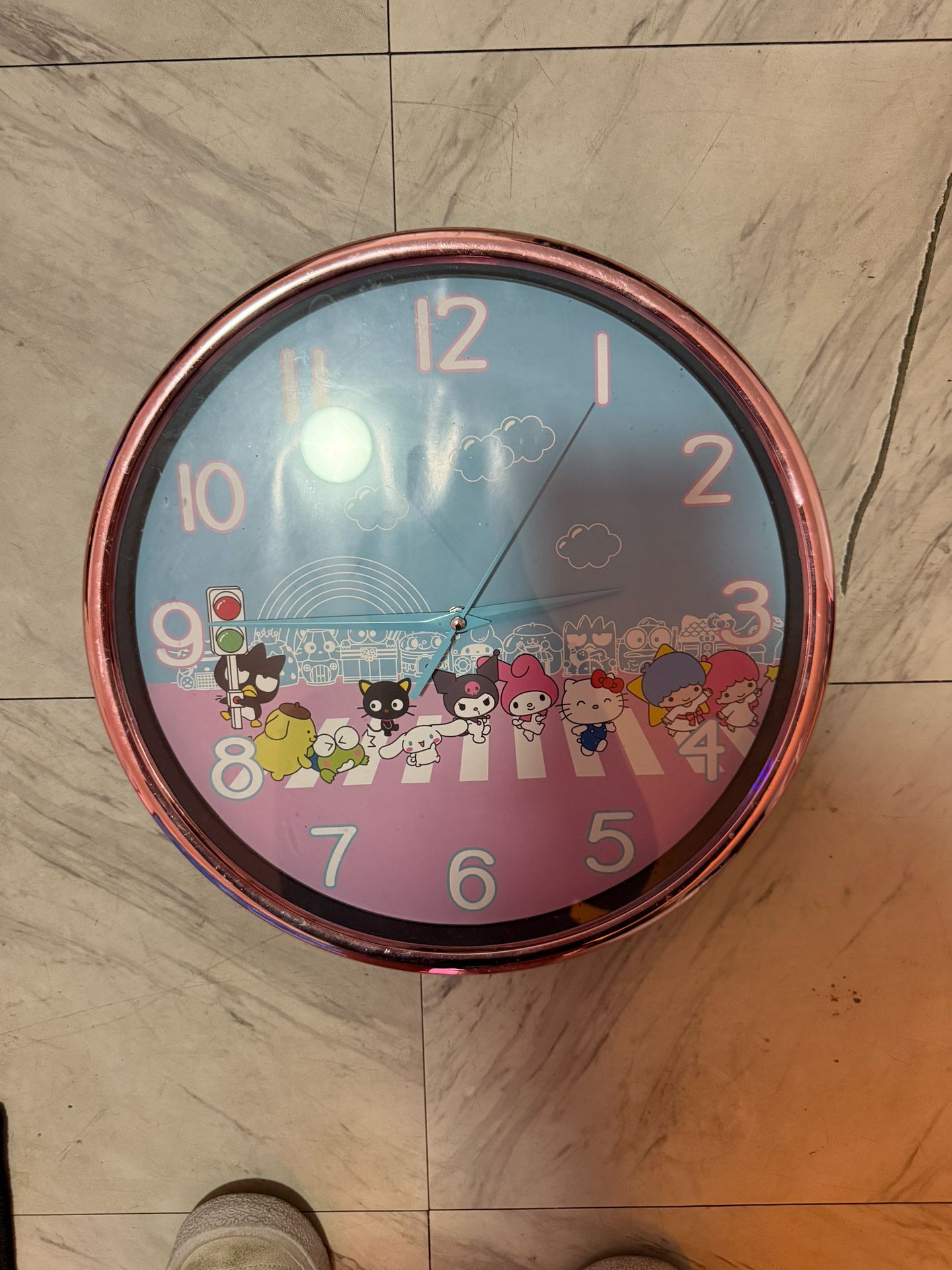 Hello Kitty Clock