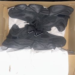 New Balance 9060 Size 9.5 Men’s
