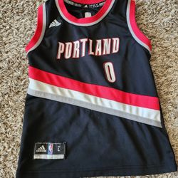 Youth Size 7  NBA Lillard Jersey