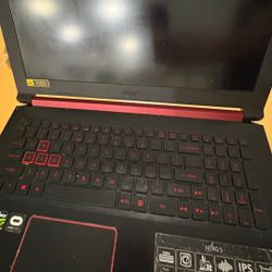 Acer - Nitro 5 15.6" Gaming Laptop - Intel Core i5 - 8GB Memory - NVIDIA GeForce GTX 1050 Ti - 500GB Solid State Drive - Black