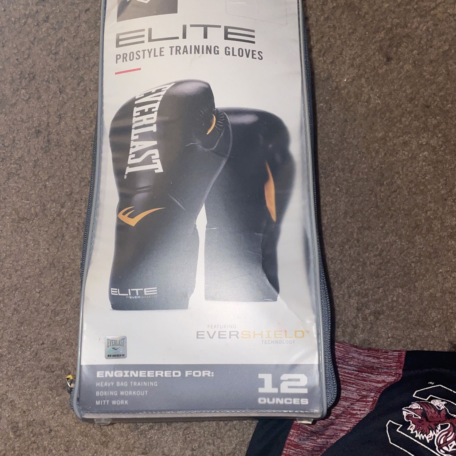 Everlast Boxing Gloves BRAND NEW!
