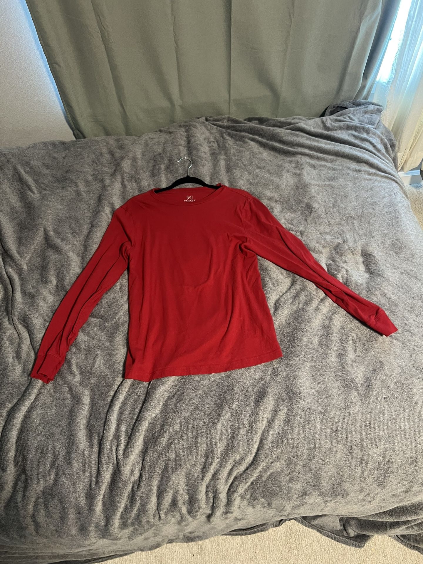 George crewneck long sleeve shirt Red Medium