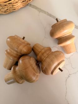 Dresser wooden legs