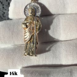 14k Gold Pendant 