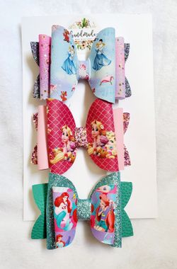 Disney princess hair bow set