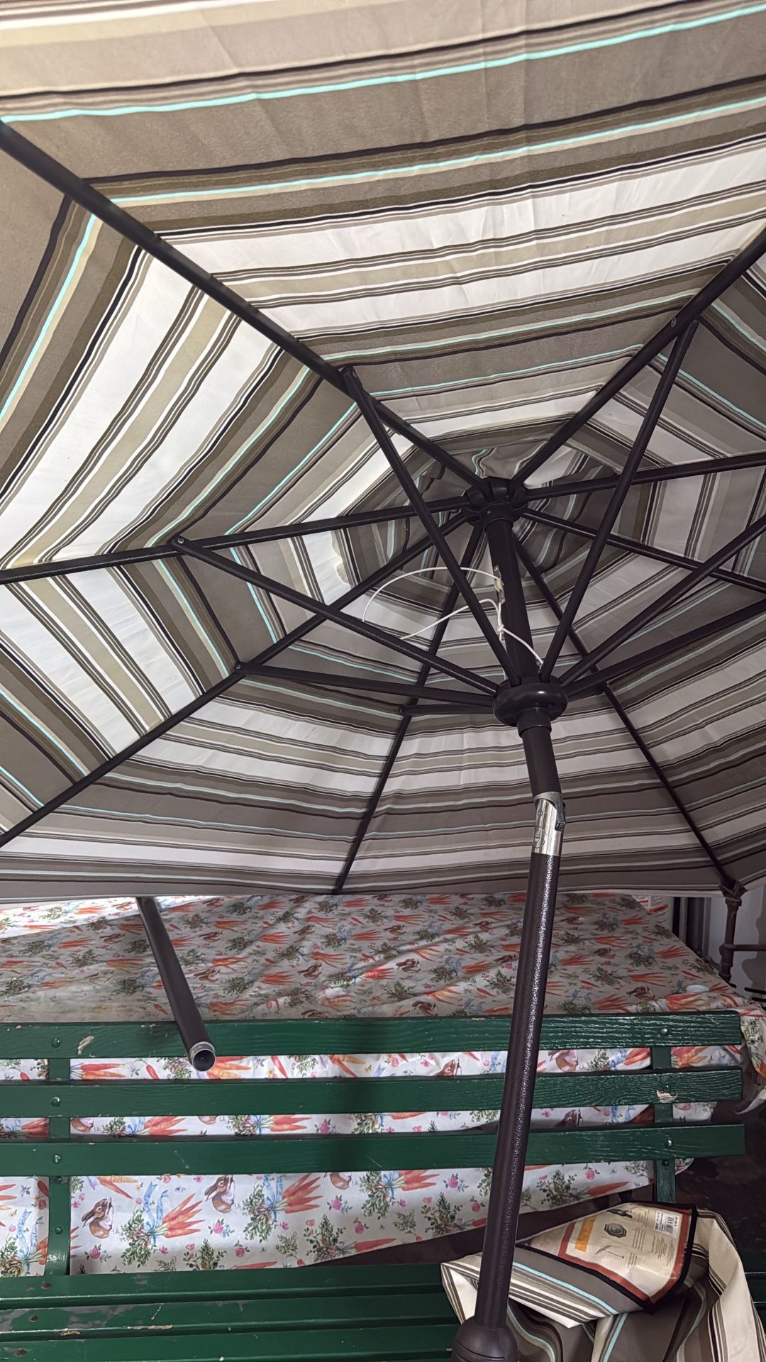 Sonoma 9FT Outdoor Patio Umbrella Outdoor Table Umbrella with Push Button Tilt and Crank